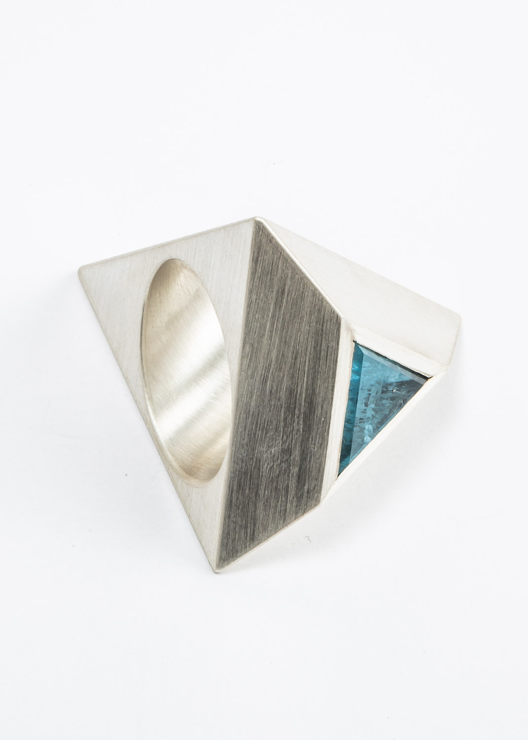Pyramidenring mit Aquamarin